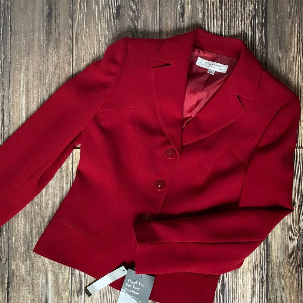BNWT Tahari Arthur S. Levine Red Blazer